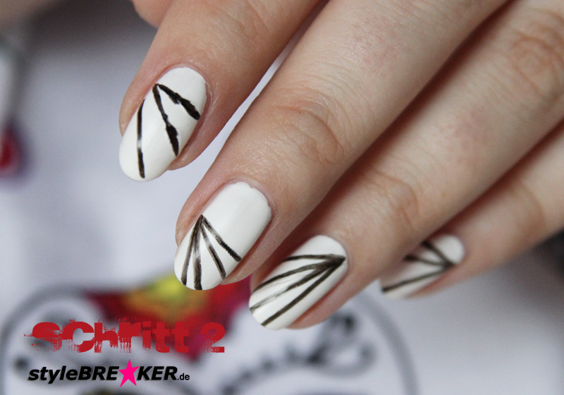 Halloween Nailart Spiderweb