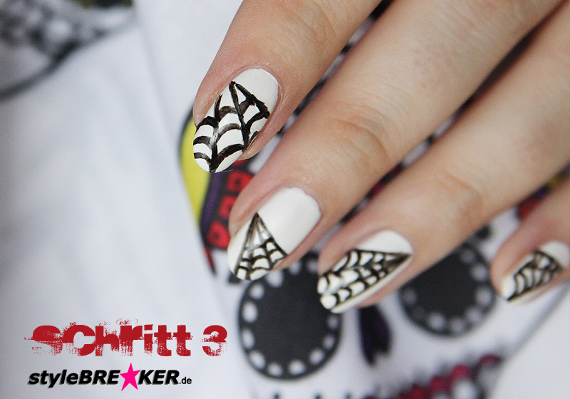 Halloween Nailart Spiderweb